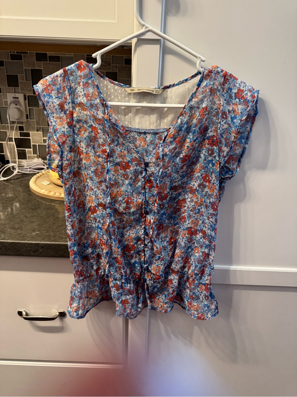 Women’s Zara Lightweight Blue Floral Button-Front Women's Top